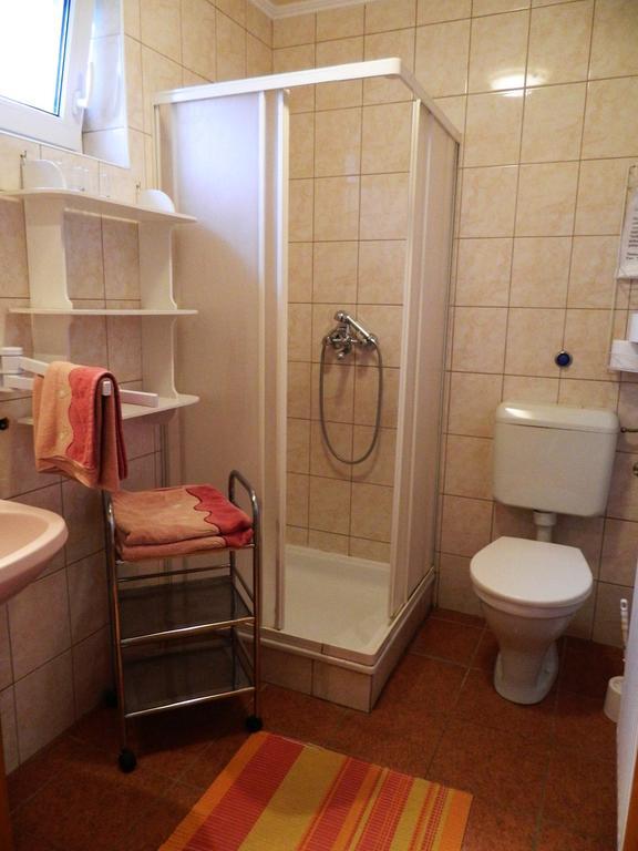 Judit Apartments ヘーヴィーズ エクステリア 写真